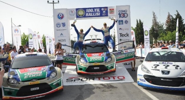 100. Yıl Rallisi’nde Zafer Castrol Ford Team Turkey’in