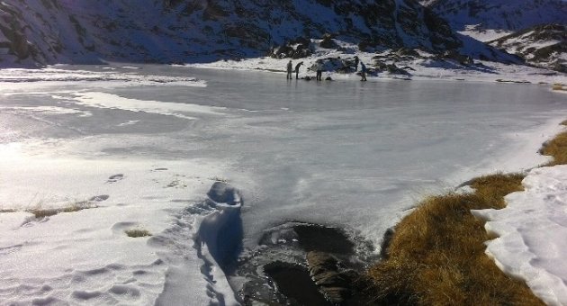 2 Bin Metrede Doğal Buz Pisti