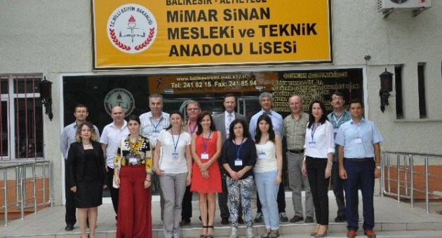 21. Yüzyıl Mesleki Eğitimde Yönetim Becerileri
