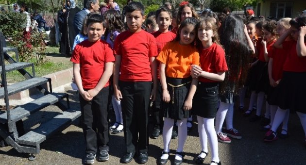 23 Nisan Ulusal Egemenlik Ve Çocuk Bayramı Edremit’te Kutlandı