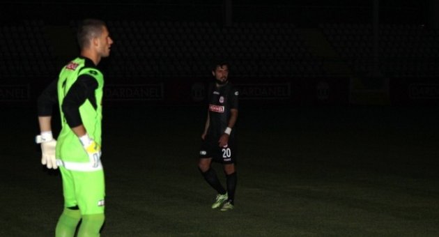 3. Lig Maçında Elektrik Kesintisi