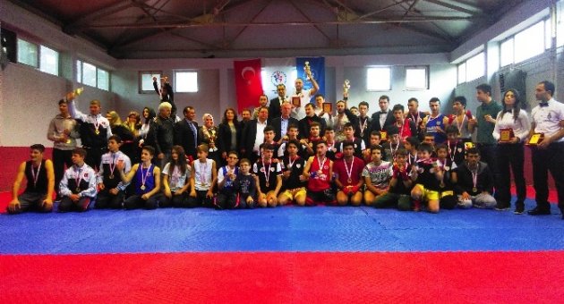 30 Sporcu Balıkesir’i Temsil Edecek