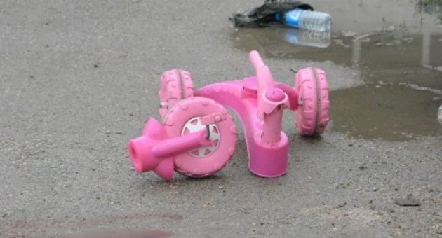4 Yaşındaki Çocuk Çöp Kamyonunun Altında Kalarak Hayatını Kaybetti