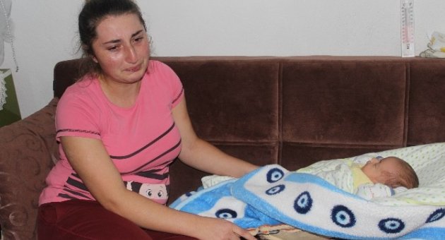 45 Günlük Bebek Babasını Bekliyor