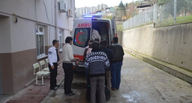 5 Yaşındaki Kızı Üşüyünce Ölümden Döndüler