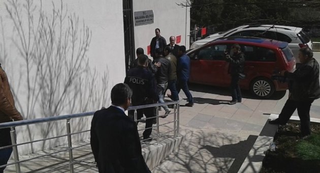 800 Bin Hapla Yakalanan Zehir Tacirleri Tutuklandı