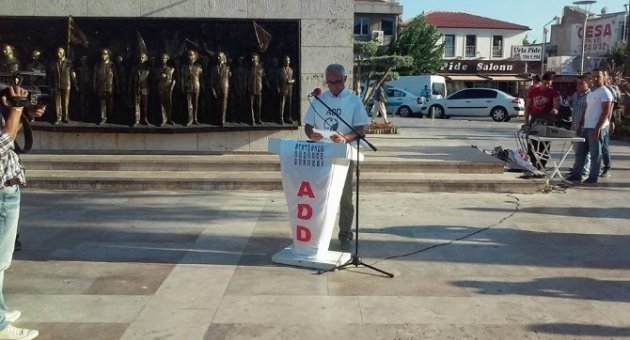 Add Urla Şubesi Teröre Lanet Mitingi Düzenledi