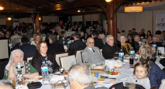 Aden Ailesi Tanışma Yemeğinde Bir Araya Geldi