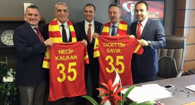 Ak Parti İle Chp Milletvekillerini Göztepe Buluşturdu