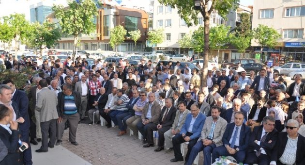 Ak Parti Seçim Koordinasyon Merkezi Açıldı