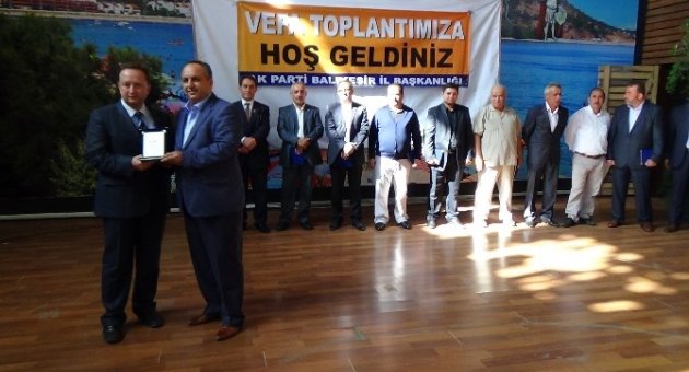 Ak Parti’den Edremit’te Vefa Toplantısı