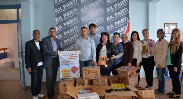 Ak Partiden Kitap Kumbarası Kampanyası