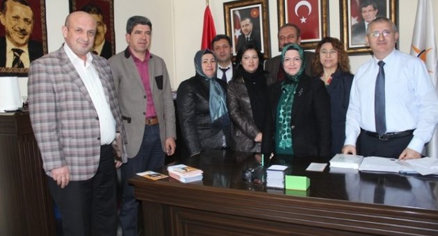 Ak Partili Kurtaran: "izmir’e Hizmet İçin Yola Çıktım’