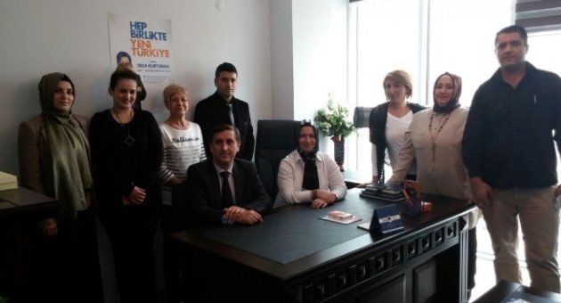 Ak Partili Kurtaran’a Meslektaşlarından Destek