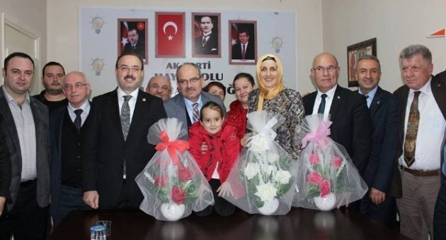 Ak Partili Vekiller 2 Günde 11 İlçeyi Ziyaret Etti