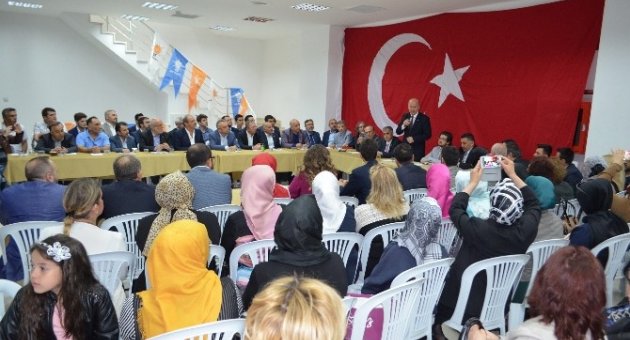 Ak Teşkilatlar Mitinge Ve Seçimlere Hazır