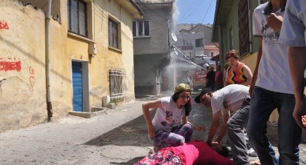 Alevlere Yüreği Dayanmadı