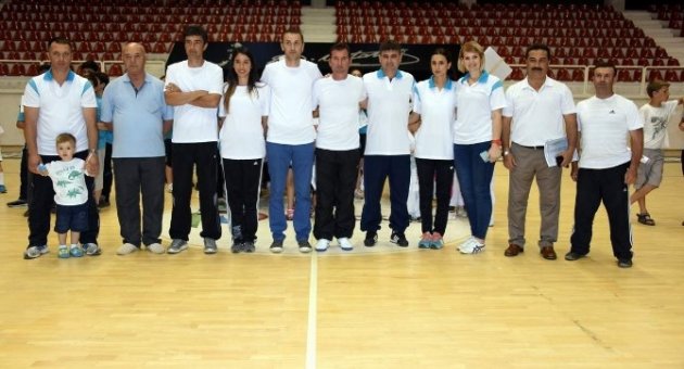 Aliağa Belediyesi Kış Spor Okulları Sezonu Kapattı