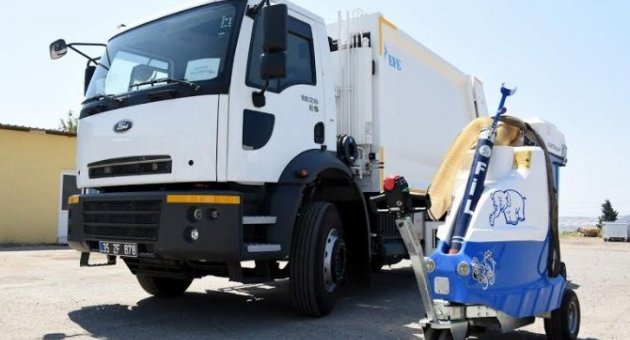 Aliağa Belediyesi’ne Yeni Temizlik Araçları