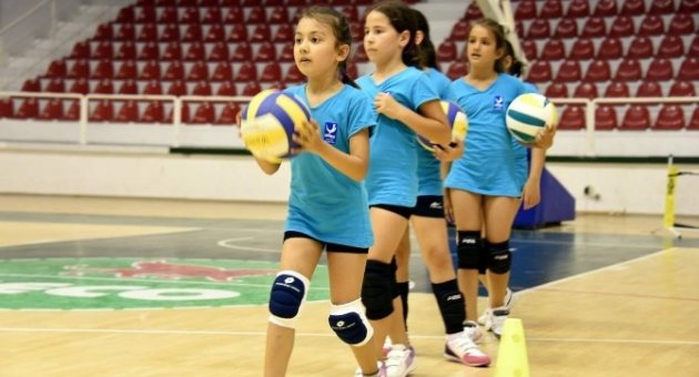 Aliağa Kış Spor Okulları Kayıtları Başlıyor