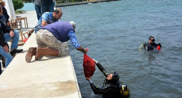 Aliağa’da ’deniz Dibi Temizliği Kampanyası’