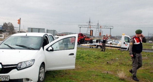 Aliağa’da Trafik Kazası: 2 Yaralı