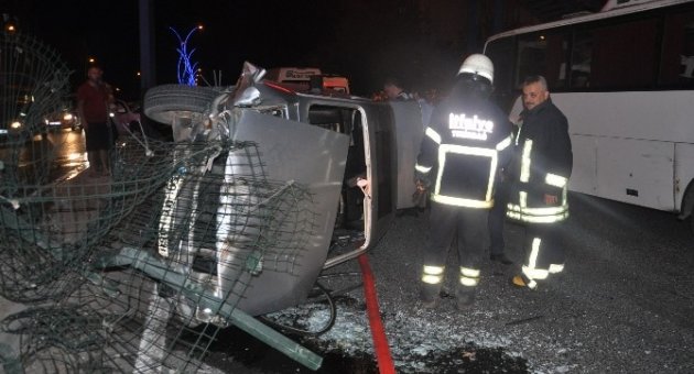 Alkollü Kaza Yapan Arkadaşının Yerine Geçmeye Çalışan Şahıs Polisi Kandıramadı