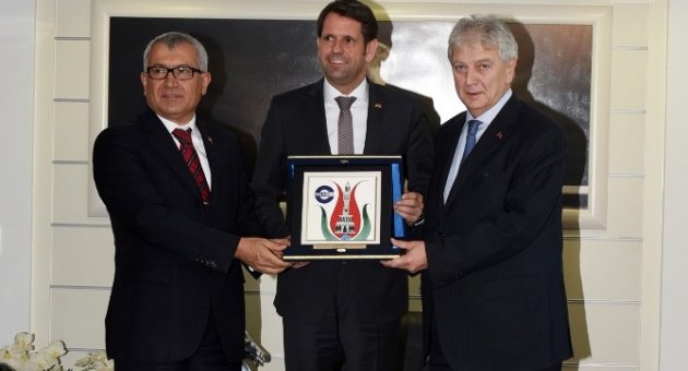 Alman Bakan Ebso’yu Ziyaret Etti