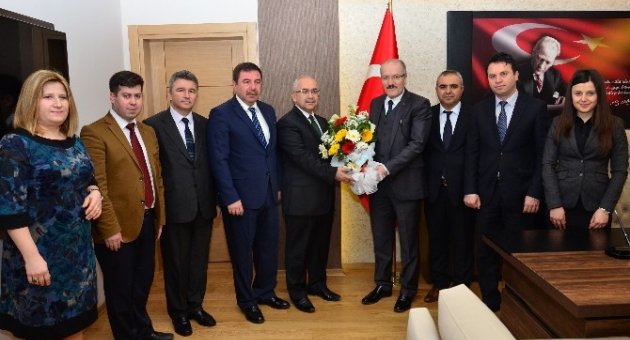Altıeylül Belediyesi, Milli Eğitim Müdürlüğü İle Birlikte ’6 Eylül 6 Proje’ Protokolünü İmzaladı