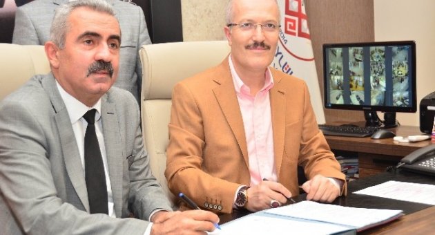 Altıeylül’de 38 İşçi Toplu Sözleşme İmzaladı