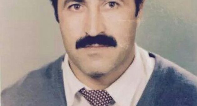 Ambulans Şoförü Ağacın Altında Kalıp Öldü