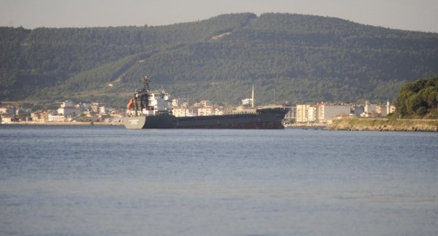 Amonyum Sülfat Yüklü Gemi Karaya Oturdu