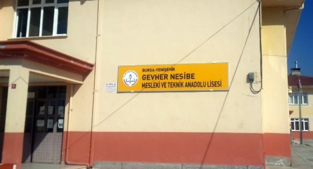 Anadolu Sağlık Meslek Lisesi 25 Yıl Sonra Kendi Binasına Kavuşuyor