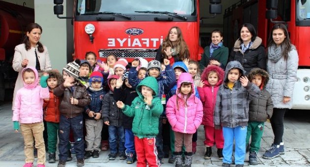 Anaokullu Çocuklara İtfaiye Müdürlüğü’nde Eğitim