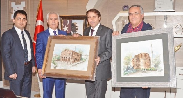 Antik Kilise Kestane Kutusu Oldu