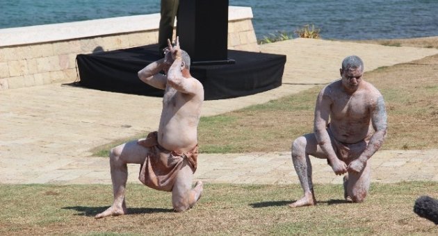 Anzaklar Atalarını Yöresel Danslarla Andı