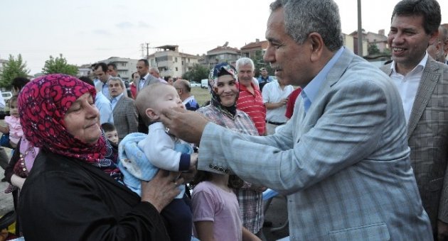 Arınç Balıkesir’de Eski Ramazanları Yaşadı