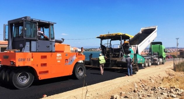 Asfaltlama Çalışmaları Cunda Yeni Yolda Devam Ediyor