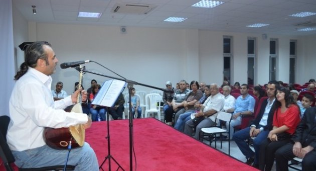 Aşık Mahzuni Şerif İzmir’de Türkülerle Anıldı
