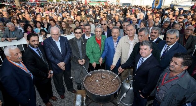 Aşure Gününde Birlik Ve Dostluk Mesajı