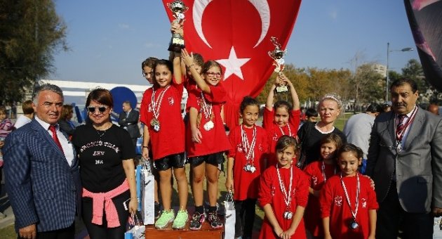 Ata’ları İçin Koştular
