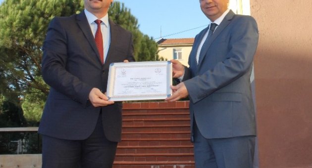 Atatürk Anadolu Lisesine ‘beslenme Dostu Okul’ Sertifikası