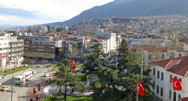 Atatürk Meydanı’nda Yıkılıp Banka Yapılan Cami Yeniden İnşa Edilecek