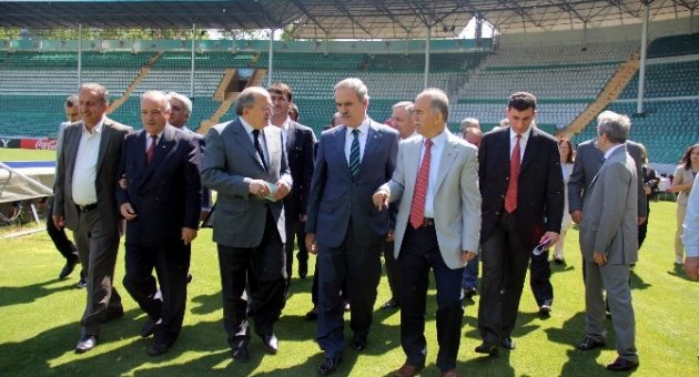 Atatürk Stadı İçin Yeni Proje...