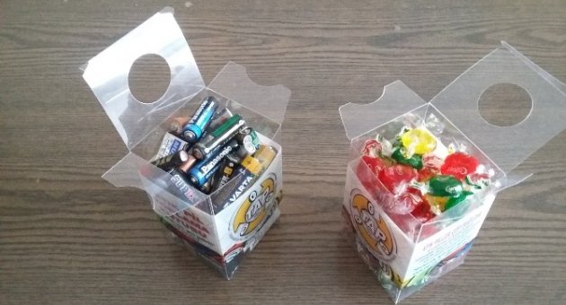 Atık Pil Getiren Öğrenciye Şeker