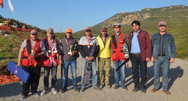 Avcı Ve Atıcılar Foça’da Yarıştı