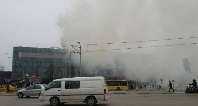 Avm’de Yoğun Duman Paniği