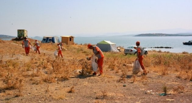 Ayvalık Belediyesi Çevre Temizliğine Önem Veriyor