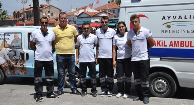 Ayvalık Belediyesi Evde Bakım Ve Sağlık Hizmeti Başlattı