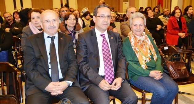 Ayvalık Halk Müziği Sevenler Derneği’nden Lösemi Hastaları İçin Anlamlı Konser